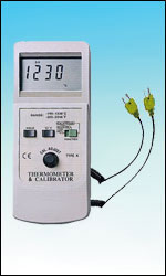 Type K Thermocouple 2-in-1 Simulator and Thermometer