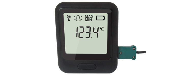 WiFi Temperature Data Logger with Thermocouple